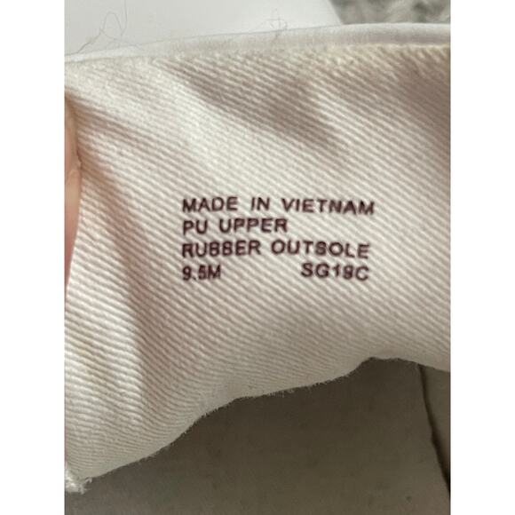 Michael Kors Poppy Lace Up Rainbow Sneakers 9.5 M - Picture 10 of 12